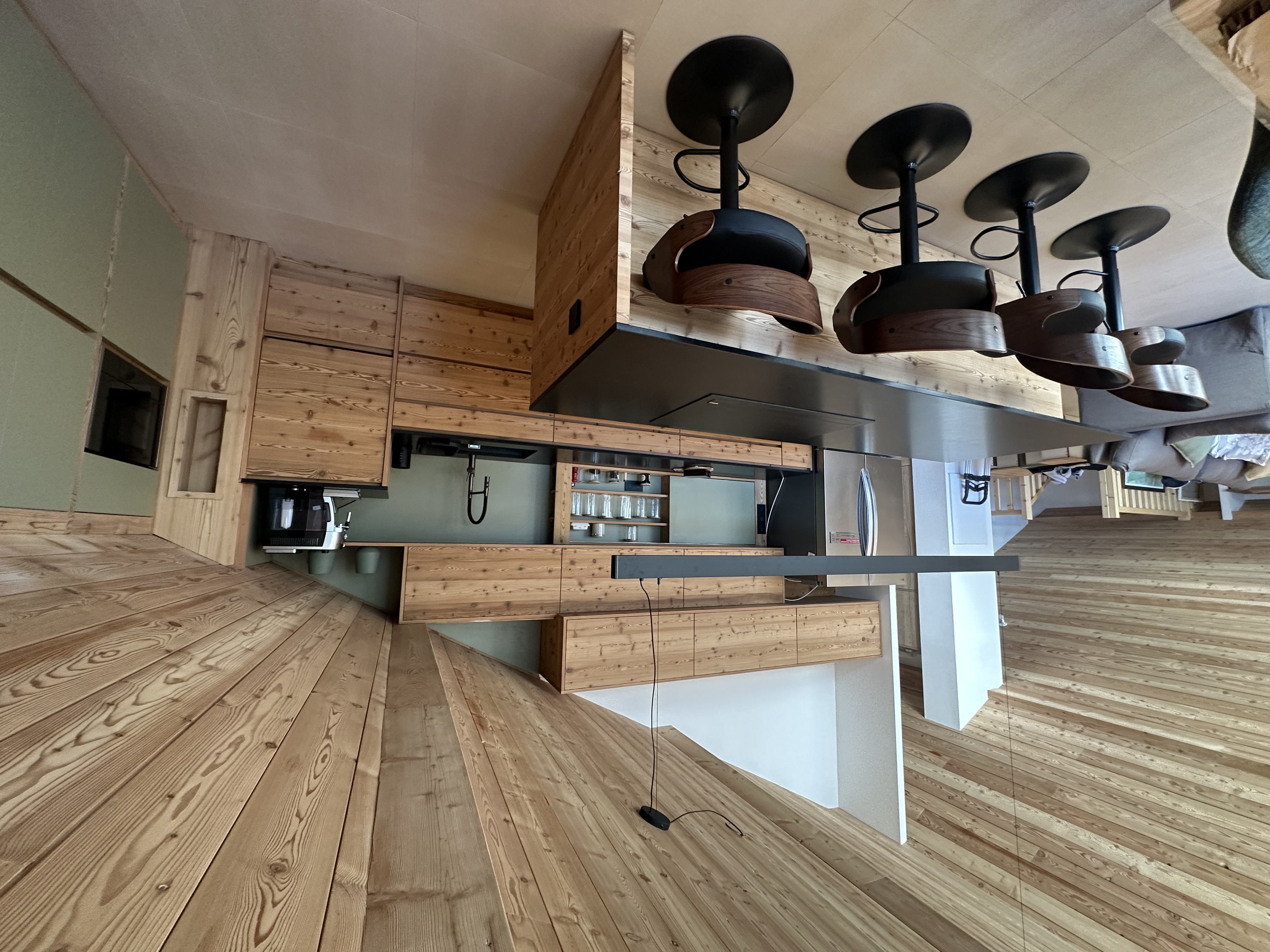 Cuisine sur mesure meleze granit briancon